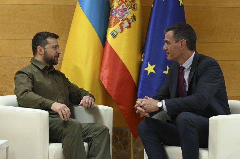 Cumbre UE en Granada (España)| Más ayuda militar y equipamiento energético a Ucrania