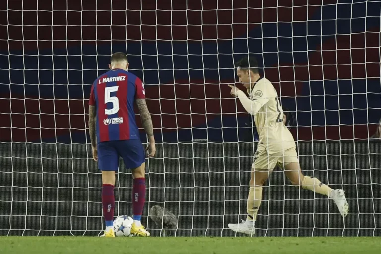 OCTAVOS CHAMPIONS| el Barça se clasifica virtualmente como primero del Grupo H ante el Oporto (2-1)