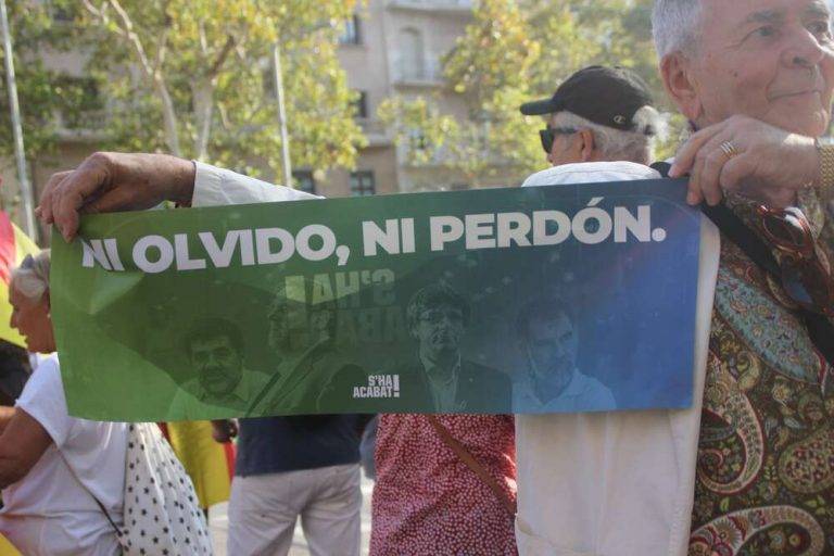 Intervalos de viento fuerte y rachas de viento muy fuertes en España el 10-N