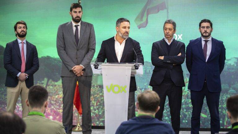 El presidente Abascal carga contra «amnistía ilegal e inconstitucional» y denuncia una «trampa» sanchista