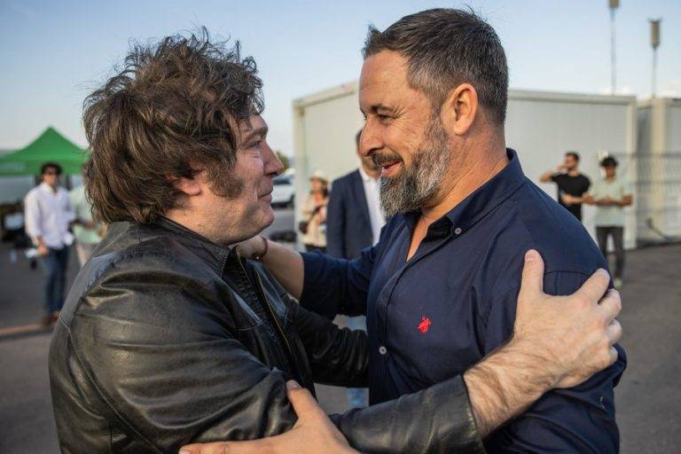 ELECCIONES ARGENTINAS| El candidato del pueblo, disidente ‘outsider’ insultado y maltratado por la prensa Javier Gerardo Milei será el presidente de Argentina