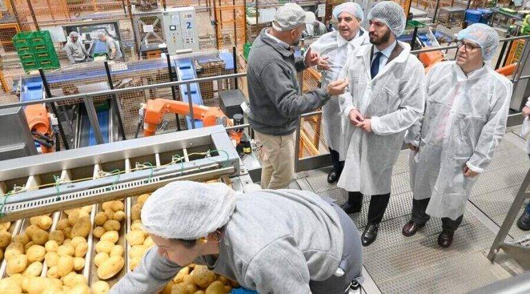 Castilla y León| Vicepresidente Frings: «Con cada nuevo impuesto» de Sánchez «se vacía un pueblo»