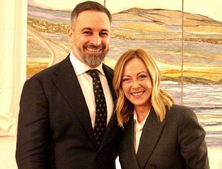 ROMA (ITALIA)| Abascal y Meloni abordaN la «grave situación de España» tras «acuerdos» de investidura de Pedro Sánchez