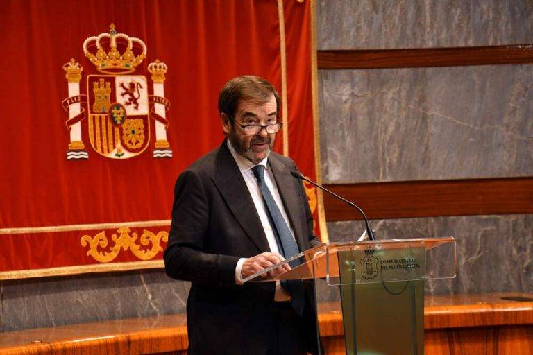 FOTOGRAFÍA. MADRID (ESPAÑA), 20 DE DICIEMBRE DE 2023. Candidaturas a Comisión de Ética Judicial del CGPJ. El presidente del Consejo General del Poder Judicial (CGPJ), p.s., el vocal Vicente Guilarte Gutiérrez, interviene en el acto de entrega de los XVI premios del Foro Justicia y Discapacidad. Lasvocesdelpueblo (Ñ Pueblo)