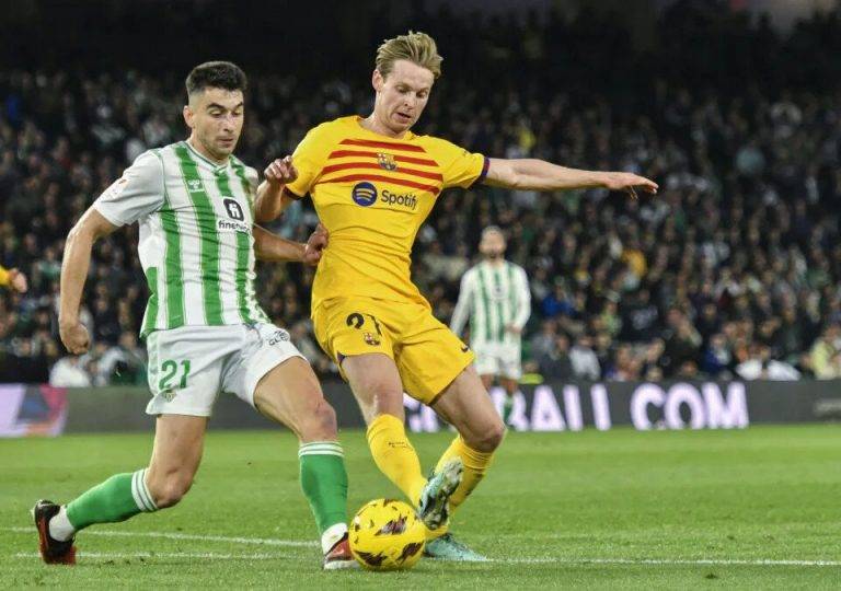 FC Barcelona resiste ante goles espléndidos del Betis (2-4) 