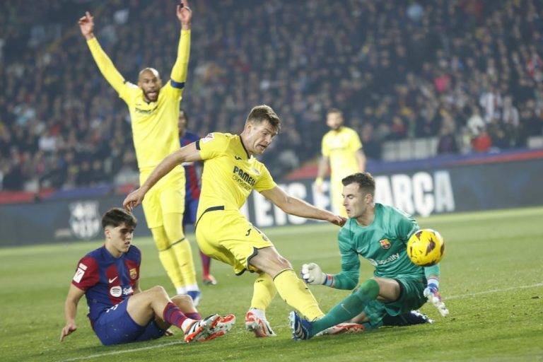 Desastre y despropósito del Barça ante Villarreal (3-5)