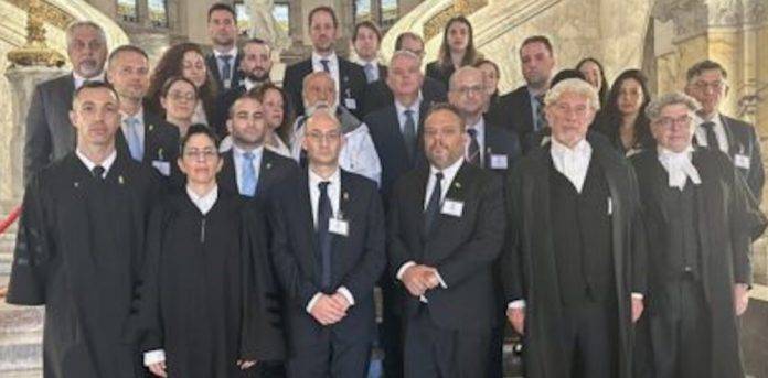Equipo juridico de israel ante La Haya (Corte Penal Internacional de Justicia) contra pro Hamás de Sudáfrica, Gaza, 7-O (1)