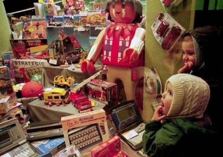 Exceso de regalos tiene consecuencias psicológicas significativas