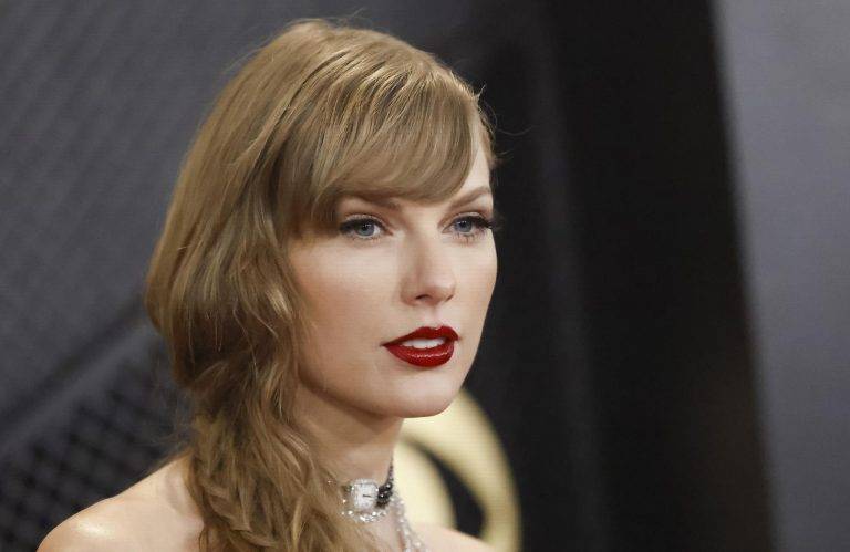 Taylor Alison Swift hace historia en los Grammy
