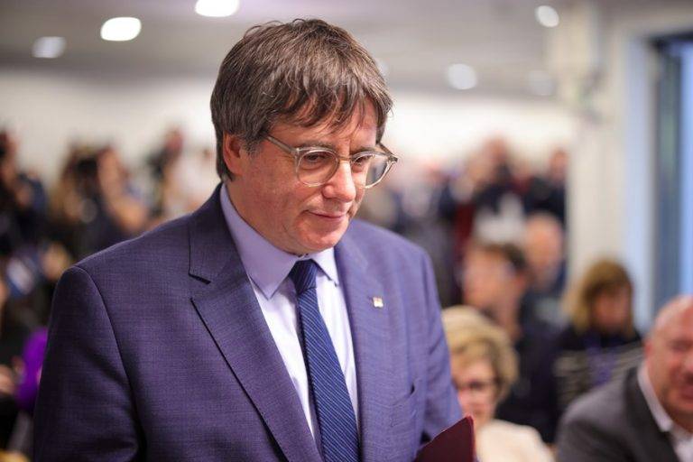 La Fiscalía: "Puigdemont es el líder de una célula terrorista"; el grupo terrorista del "Procés" llamado "Tsunami Democrátic". El informe de