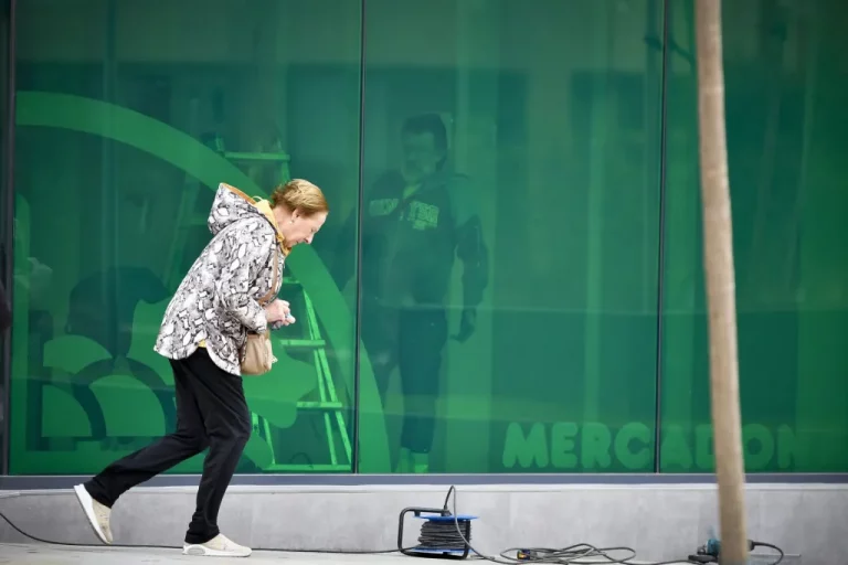 Rachas de viento con tormentas y nevadas en España el 10F