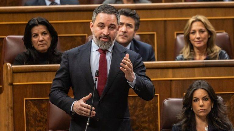 La rebelión de tractores detendrá la traición de Sánchez al campo