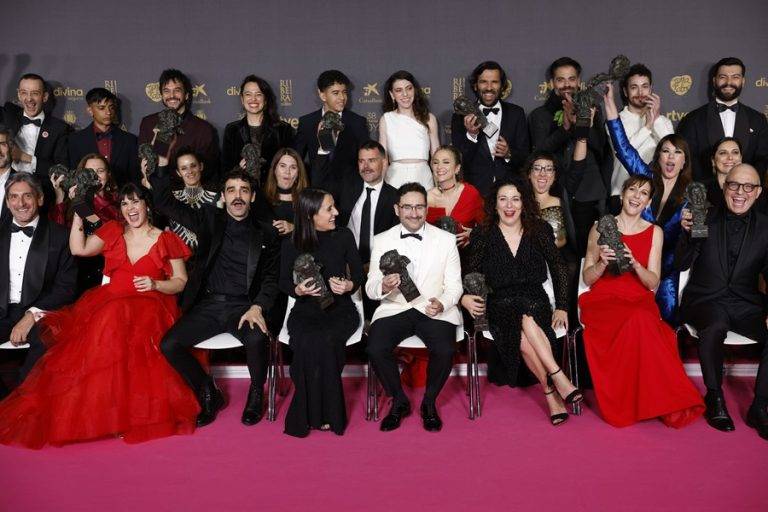 Los Goya de Se acabó y genocidio en La sociedad de la nieve 