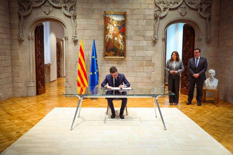 Activada la maquinaria electoral del 12M