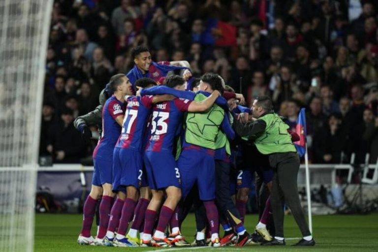 Miles de racistas en el Barça vs Nápoles y Atlético vs Milán