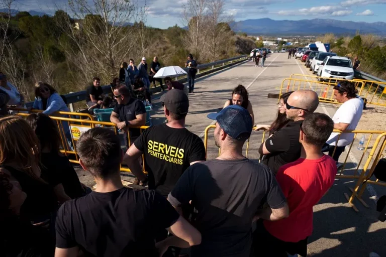 Declaración Institucional de apoyo a funcionarios de Prisiones