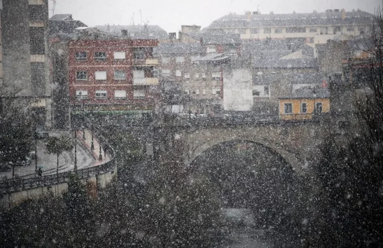 Lluvias y rachas viento en España