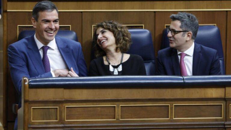 Alegría contenida del sanchismo