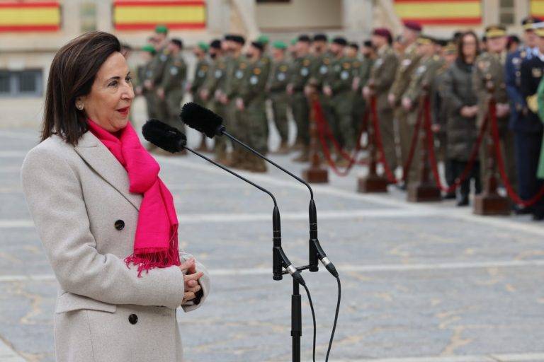 Margarita Robles, mala madre e hija del Diablo 