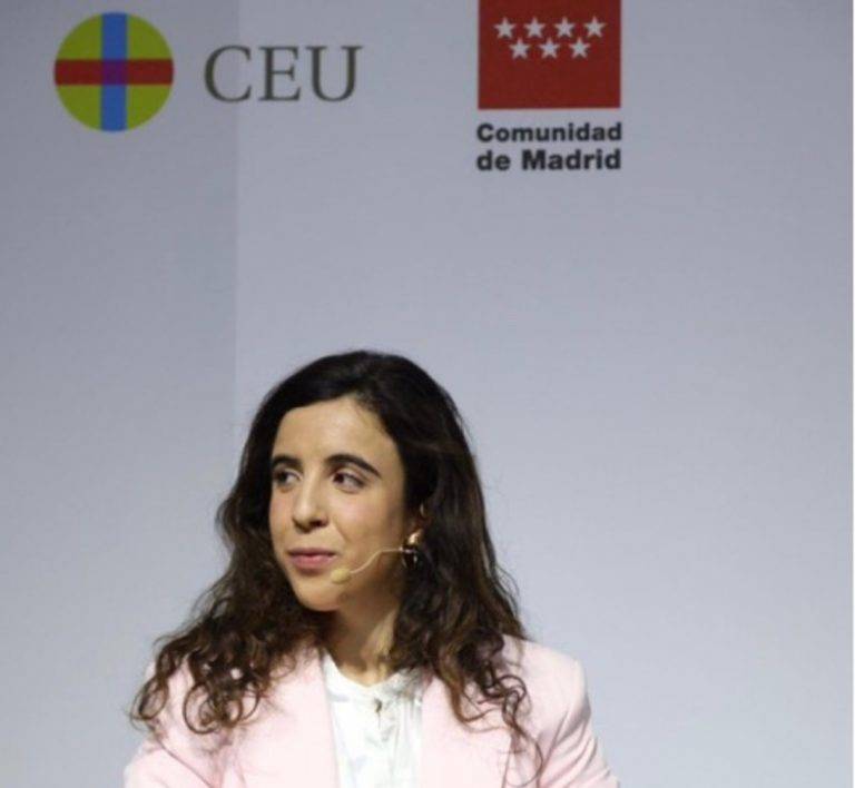FOTOGRAFÍA. MADRID (REINO DE ESPAÑA), 26 DE ABRIL DE 2024. Durante su intervención, la presidente de la entidad juvenil patriota catalana S'ha Acabat! (S'!), Andrea Llopart Gonzalo, recalcó que resulta de vital importancia que la historia del terrorismo en España forme parte del currículo escolar y que no se tergiverse la historia para blanquear o hasta directamente ocultar los crímenes de las bandas separatistas y de extrema izquierda en nuestro país. Lasvocesdelpueblo (Ñ Pueblo)