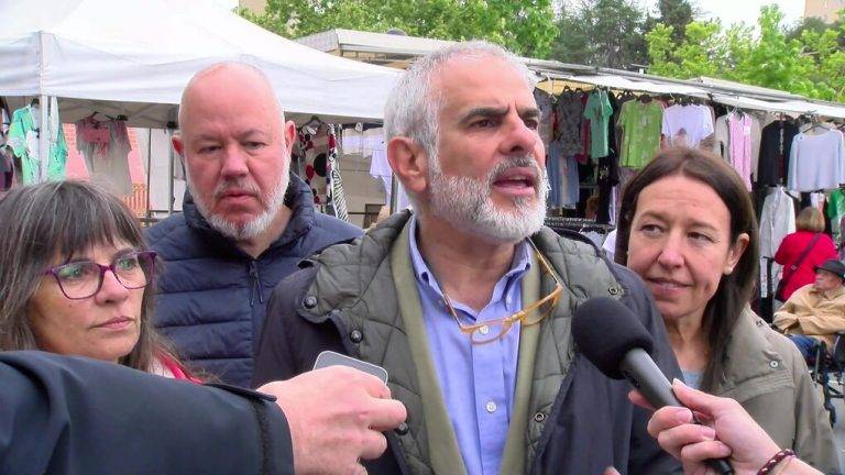 FOTOGRAFÍA. BADÍA DEL VALLÉS (BARCELONA) REINO DE ESPAÑA, 25 DE ABRIL DE 2024. Carrizosa tilda a Sánchez de victimistaEl candidato de Ciutadans (Cs) en las elecciones del 12M en Cataluña, Carlos Carrizosa Torres, ha tildado al líder del sanchismo y secretario general del Partido Socialista Obrero Español (PSOE), Pedro Sánchez Pérez-Castejón, de victimista después de que ayer publicara una carta abierta a la ciudadanía en la que reconocía sopesar la dimisión como Presidente por las investigaciones judiciales a su mujer, María Begoña Gómez Fernández (Begoña Gómez), investigada por "tráfico de influencia y corrupción" por cobrar supuestamente comisiones en contratos del Gobierno de España que preside el marido de ella, de acuerdo con el adelanto del Caso Begoña Gómez/Caso Begoña y Sánchez. Lasvocesdelpueblo (Ñ Pueblo)