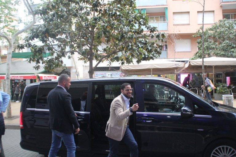 FOTOGRAFÍA. HOSPITALET DE LLOBREGAT (BARCELONA) REINO DE ESPAÑA, 16 DE ABRIL DE 2024. Garriga sale a "conquistar la Generalitat" y gobernar Cataluña. El Auditori Barradas -en Rambla Just Oliveras, 57, Hospitalet de Llobregat- ha registrado la noche de este martes, desde las 19:00 horas hasta las 20:45 horas el acto de presentación de la proyección "Hacia la República Islámica de Cataluña". El evento contó con las participaciones del candidato número 3 por Barcelona al Parlament de Catalunya y líder provincial de VOX, Joan Garriga Doménech; del cabeza de lista por Tarragona y líder de VOX en la provincia de Tarragona, Sergio Macián de Greef, quien ha dirigido la mesa redonda en la que participaron, Samuel Vázquez, presidente de la asociación "Una Policía para el S. XXI", Rocío de Meer Méndez, diputada por Almería al Congreso de los Diputados; e Ignacio Garriga Vaz de Conceiçao (en la imagen), secretario general y vicepresidente de VOX, candidato a President del Govern de la Generalitat de Catalunya y cabeza de lista por Barcelona a la Cámara regional catalana, quien ha clausurado este evento titulada "Contra la islamización de Cataluña". Lasvocesdelpueblo (Ñ Pueblo)