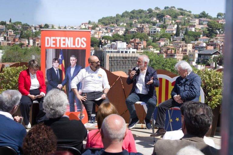 FOTOGRAFÍA. BARCELONA (REINO DE ESPAÑA), 20 DE ABRIL DE 2024. La vieja guardia naranja se suma al 12M de Cs. El candidato de Cs a Presidente del Govern de la Generalitat de Catalunya y presidente autonómico de Cs en Cataluña, Carlos Carrizosa Torres ((2d), en un acto de precampaña celebrado en Barcelona junto al eurodiputado, Javier Nart Peñalver (d), el jefe de campaña de Cs para 12M y líder nacional de la formación naranja, Jordi Cañas Pérez (2i)), y las candidatas Marina Bravo y Noemí de la Calle. Lasvocesdelpueblo (Ñ Pueblo)