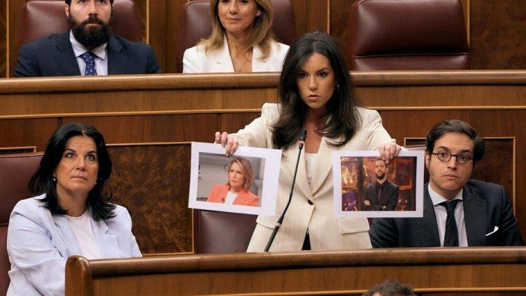 FOTOGRAFÍA. MADRID (REINO DE ESPAÑA), 24 DE ABRIL DE 2024. La portavoz del Grupo Parlamentario de VOX en el Congreso de los Diputados, María José Rodríguez de Millán Parro (Pepa Millán), ha preguntado al ministro de la presidencia, Justicia y Relaciones con las Cortes, el socialista sanchista Félix Bolaños García, por los planes de la presidencia del Gobierno para posteriormente denunciar el dinero que malgastará en propaganda institucional. Lasvocesdelpueblo (Ñ Pueblo)