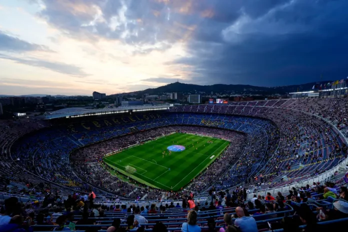 FOTOGRAFÍA. BARCELONA (REINO DE ESPAÑA), 27 DE MAYO DE 2023. ¿Está el FC Barcelona de vuelta a la élite del fútbol europeo? Vista del estadio Camp Nou antes de un FC Barcelona y RCD Mallorca, en el Camp Nou. El Barcelona, campeón de Laliga desde hace varias jornadas, se despedirá este domingo del Camp Nou, una instalación en la que ha jugado los últimos 66 años, y lo hará en un intrascendente encuentro ante el Mallorca (19:00 CET), que se presenta diezmado por las bajas. Efe