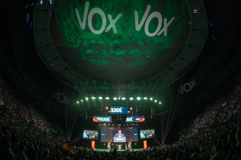 FOTOGRAFÍA. MADRID (REINO DE ESPAÑA, 19 DE MAYO DE 2024. Tribunal de Cuentas| Ni infracción ni procedimiento contra VOX: La verdad sobre ingresos por actividad promocional.- La Resistencia internacional y el patriotismo internacional destruyen el socialismo en Madrid ante más de 10.800 partidarios de su última jornada de Asamblea "Europa Viva 24", que ha organizado do Vox, con protagonistas: Abascal, Milei, Meloni, Le Pen, José Antonio Ortega Lara, Roger Severino, Matt y Mercedes Schlapp, José Antonio Kast, Andrés Ventura, Buxadé, Amichai Chikli, Víktor Orbán y Mateusz Morawiecki, en el Palacio de Vistalegre de la Comunidad de Madrid. Lasvocesdelpueblo (Ñ Pueblo)