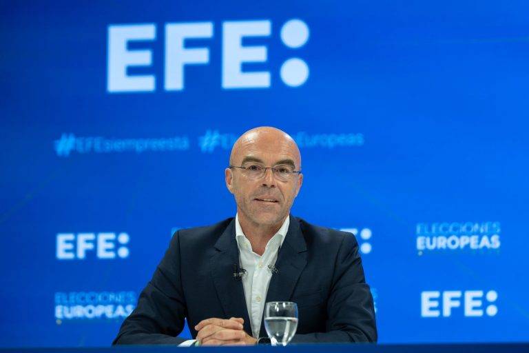 FOTOGRAFÍA. MADRID (REINO DE ESPAÑA), 29 DE MAYO DE 2024. No es reconocimiento de Palestina sino sumisión a terrorista. El candidato de VOX a las elecciones europeas del próximo 9 de junio de 2024 (9J), Jorge Buxadé Villalba, ha participado en la rueda de prensa del Ciclo Especial Elecciones al Parlamento Europeo que organiza Efe en su sede en Madrid. "VOX es el partido más europeísta de todos los que se presentan a estas elecciones europeas". Lasvocesdelpueblo  (Ñ Pueblo)