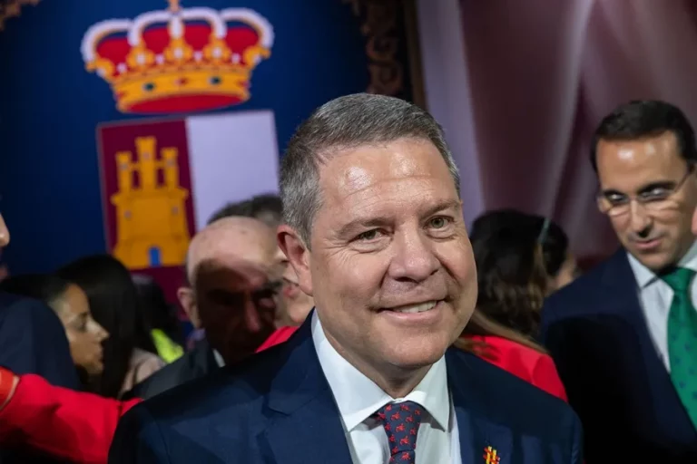 FOTOGRAFÍA. TOLEDO (REINO DE ESPAÑA), 31 DE MAYO DE 2024. Page (PSOE) recurrirá la amnistía por "agresión a la igualdad". El presidente del Gobierno autonómico de Castilla-La Mancha y secretario general del Partido Socialista Obrero Español (PSOE) en esta comunidad autónoma, Emiliano García-Page Sánchez, este viernes durante el acto institucional con motivo del Día de Castilla-La Mancha, que se ha celebrado en Toledo. Efe