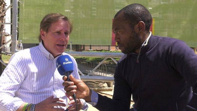 FOTOGRAFÍA. BARCELONA (REINO DE ESPAÑA), 05 DE MAYO DE 2024. ¿Por qué es importante votar a VOX en Cataluña? El número 3 de las listas de VOX por Barcelona al Parlament de Catalunya, Joan Garriga Doménech, durante una entrevista flash con el diario digital Lasvocesdelpueblo. Lasvocesdelpueblo (Ñ Pueblo)