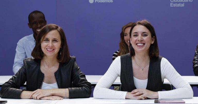 FOTOGRAFÍA. MADRID (REINO DE ESPAÑA), 17 DE MAYO DE 2024. Salvar a Irene Montero el 9J para salvar a Podemos. La secretaria general de la extrema izquierda Podemos, Ione Belarra Urteaga (i) y la secretaria política del partido y cabeza de lista por España a las elecciones europeas de 2024, Irene Montero Gil, durante una reunión de la dirección del partido morado. Efe