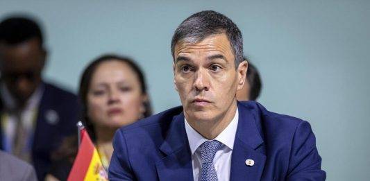 FOTOGRAFÍA. BÜRGENSTOCK (SUIZA), 15 DE JUNIO DE 2024. El Gobierno asume la espera para intentar aprobar los Presupuestos "sin dramatismo". El presidente del Gobierno de coalición comunista de España y secretario general del Partido Socialista Obrero Español (PSOE), Pedro Sánchez Pérez-Castejón, es registrado este sábado tras su llegada a Bürgenstock (Suiza) para participar en la cumbre sobre la paz en Ucrania, país aún ocupado desde la invasión mortífera rusa del 24 de febrero de 2022. Efe