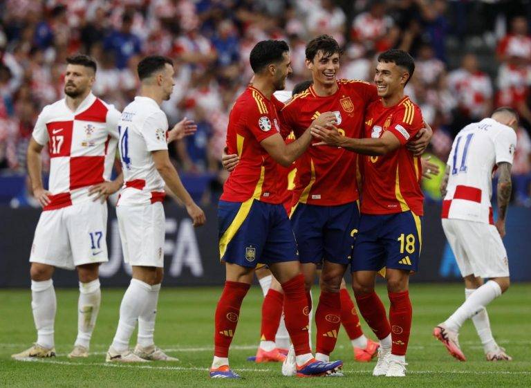 FOTOGRAFÍA. Berlin (Germany), 15/06/2024. Reino de España arrolla a Croacia (3-0).- Players of Spain celebrate winning the UEFA EURO 2024 group B match between Spain and Croatia in Berlin, Germany, 15 June 2024. (Croacia, Alemania, España). Efe