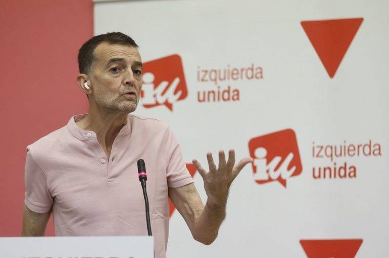 FOTOGRAFÍA. MADRID (REINO DE ESPAÑA), 06 DE JULIO DE 2024. El LGTBIQ+ António Maíllo Cañadas nuevo lider de IU. El nuevo líder zurdo del comunismo en España, Izquierda Unida (IU) y también primer candidato homosexual de la Junta de Andalucía, Antonio Maíllo Cañadas. IU ratificó hoy al LGTBI Q+ António Maíllo Cañadas de líder y reivindica su papel en el comunismo con críticas a la alianza ultra de las extremas izquierdas Sumar. Efe