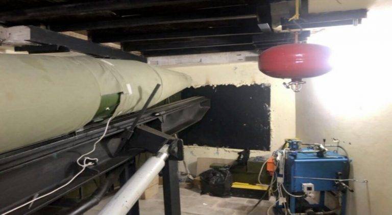 FOTOGRAFÍA. LÍBANO, 23 DE SEPTIEMBRE DE 2024. El Ejército de defensa de Israel (Tzáhal) destapa un escondite de misil de crucero desde una casa en el Líbano, listo para lanzar contra los civiles israelíes y masacrar al pueblo de la Tierra Santa. Los guerreros santos han destruido y eliminado la amenaza desde un avión de las Fuerzas Aéreas de Tzáhal. Fuerzas de Defensa de Israel (FDI) / Lasvocesdelpueblo (Ñ Pueblo)