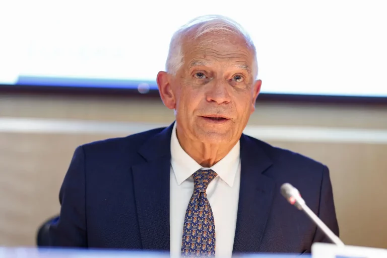 FOTOGRAFÍA. BRUSELAS (BÉLGICA), 15 DE SEPTIEMBRE DE 2024. El alto representante de la Unión Europea para Asuntos Exteriores, Josep Borrell Fontelles, durante una rueda de prensa. Efe