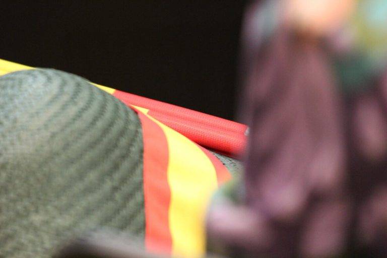 FOTOGRAFÍA. SALOU (PROVINCIA DE TARRAGONA) CATALUÑA (REINO DE ESPAÑA), 14 DE SEPTIEMBRE DE 2024. Estabilidad con cielos poco nubosos hoy martes.- Gran demostración de fuerza de Vox en Salou en su gran acto público, "Para que Cataluña siga siendo Cataluña". En él participan la portavoz del Grupo Municipal en el Ayuntamiento de Salou y diputada provincial, Ana Belén Rodríguez Ros; el presidente del Comité Ejecutivo Provincial (CEP) de Vox y diputado número uno por la provincia al Parlament de Catalunya, Sergio Macian de Greef; el diputado número uno por Barcelona al Congreso de los Diputados, Juan José Aizcorbe Torra; y el secretario general de Vox, presidente del Grupo Parlamentario en la cámara catalana, quien fue, ha sido y continuará siendo el blanco de la antiEspaña y el socialismo azul, Ignacio Garriga Vaz de Conceiçao. Lasvocesdelpueblo (Ñ Pueblo)