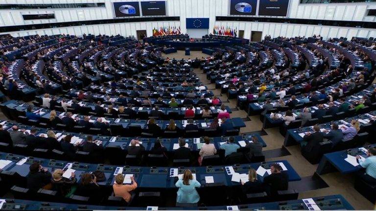 FOTOGRAFÍA. ESTRASBURGO (FRANCIA), 19 DE SEPTIEMBRE DE 2024. European Parliament: "Recognises Edmundo González Urrutia as the legitimate and democratically elected President of Venezuela". Declaraciones del jefe de la Delegación de VOX en Bruselas (Bélgica), miembro del Grupo Parlamentario Patriotas por Europa del Parlamento Europeo, Abogado del Estado y coordinador de los Servicios Jurídicos de VOX, Jorge Buxadé Villalba, en las que exija que el mentiroso y campeón de los bulos y desinformación Estaban González Pons "pida perdón" por sus mentiras en los medios de comunicación sobre Venezuela tras el éxito rotundo de una iniciativa parlamentaria de VOX (Patriotas por Europa) contra la "tiranía" nacochavista del dictador Nicolás Maduro y en favor de la coalición opositora Mesa de Unidad Democrática (MUD)/Plataforma Unitaria Democrática (PUD)/Mesa de Unidad/Unidad y su candidato a las elecciones presidenciales del pasado 28 de julio de 2024, el presidente electo de Venezuela Edmundo González Urrutia. Lasvocesdelpueblo (Ñ Pueblo)