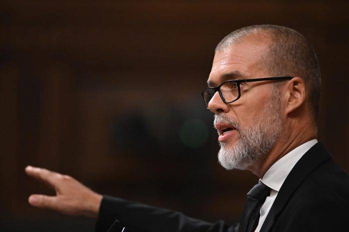 FOTOGRAFÍA. MADRID (REINO DE ESPAÑA), 26 DE SEPTIEMBRE DE 2024. El diputado de Junts Josep Maria Cruset, durante su intervención este jueves en el Congreso. La vicepresidenta primera del Gobierno y ministra de Hacienda, María Jesús Montero, comparece ante la Cámara Baja en el marco del debate abierto sobre la reforma de la financiación autonómica, para dar cuenta a instancias del PP del acuerdo de financiación singular para Cataluña pactado por el Gobierno con ERC. Efe