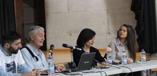 FOTOGRAFÍA. TERRASSA (BARCELONA) REINO DE ESPAÑA, 11 DE OCTUBRE DE 2024. La conferencia Hispanidad 2024 denuncia nazismo en Venezuela y dictadura en Brasil y desmiente la Leyendo Negra. Ficha del acto: Conferencia titulada "Hispanidad: Ayer Hoy y Mañana". Lugar: Centro Cívico Municipal President Marcià, Rambla Francesc Marciá, 189 (Terrassa) Barcelona. Día: Viernes, 11 de octubre de 2024. Hora: 18:30 horas. Participan: Francisco Oya, profesor de Historia en Cataluña; Vanessa Barzán, exiliada brasileña en España y licenciada en Psicología; y Jonnathan Dos Santos, opositor venezolano exiliado en España y exdirigente del partido político "Vente Venezuela" —formación política d ela líder opositora venezolana María Corina Machado Parisca—. Organiza el partido político español VOX y presente la portavoz del grupo municipal de VOX en el Ayuntamiento de Tarrasa, Alicia Tomás Martínez. Entre los asistentes, el presidente del Comité Ejecutivo Provincial de VOX en la provincia de Barcelona y portavoz del grupo Parlamentario en el Parlament autonómic de Catalunya, Joan garriga Doménech. lasvocesdelpueblo (Ñ Pueblo)