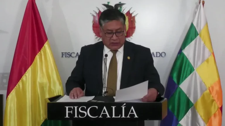 FOTOGRAFÍA. LA PAZ (BOLIVIA), 03 DE OCTUBRE DE 2024. El fiscal general del Estado Plurinacional de Bolivia, Fausto Juan Lanchipa Ponce, negó este jueves haber frenado la investigación al expresidente y líder del oficialismo, Juan Evo Morales Ayma (Evo Morales) (2006-2019), por un supuesto caso de trata de personas y aseguró que la fiscal que lo denunció fue destituida por errores procedimentales y "conducta negligente". Captura vídeo/Lasvocesdelpueblo (Ñ Pueblo)