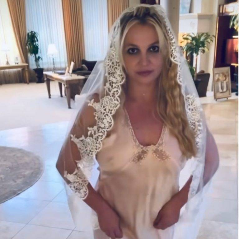 FOTOGRAFÍA. LOS ÁNGELES (ESTADOS UNIDOS DE AMÉRICA), 01 DE OCTUBRE DE 2024. La diva del pop estadounidense, Britney Jean Spears (Britney Spears), una cantante, bailarina, compositora, modelo, actriz, diseñadora de moda, autora y empresaria estadounidense que comenzó a actuar desde niña, a través de papeles en producciones teatrales y después adquirió fama al participar en el programa de televisión The Mickey Mouse Club. Captura vídeo Britney Jean Spears (Britney Spears)/Lasvocesdelpueblo (Ñ Pueblo)