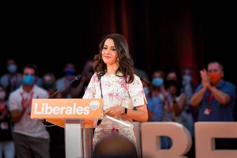 FOTOGRAFÍA. MADRID (REINO DE ESPAÑA), 18 DE JULIO DE 2021. La presidente de Ciutadans Partit de la Ciutadanía-Ciudadanos (Cs), Inés Arrimadas García, clausura las jornadas de la Convención de una Cs que se ha convertido en dos días en un partido «Liberal de centro, Progresista y Reformista». Lasvocesdelpueblo (Ñ Pueblo)