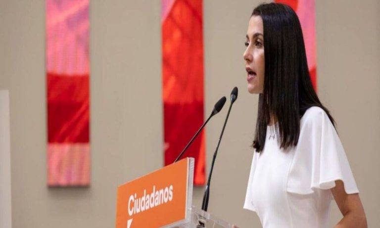 FOTOGRAFÍA. MADRID (ESPAÑA), 21 DE OCTUBRE DE 2022. La resurrección de Ciudadanos (Cs) tendrá lugar en el Paraninfo Luis Arroyo de la Universidad de Castilla-La Mancha. La presidente de Ciutadans Partit de la Ciutadanía Ciudadanos (Cs), Inés Arrimadas García, durante su intervención en la reunión ordinaria del Consejo General del partido naranja, en pleno proceso de refundación. Lasvocesdelpueblo (Ñ Pueblo)