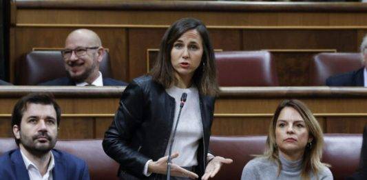 FOTOGRAFÍA. MADRID (REINO DE ESPAÑA), 23 DE OCTUBRE DE 2024. La diputada en el Congreso de los Diputados y secretaria general del principal partido de las ultraizquierdas feministas y progresistas PODEMOS, Ione Belarra Urteaga, este miércoles, 23 de octubre de 2024, en el Congreso de los Diputados, durante una sesión de control al Gobierno de España de Pedro Sánchez Pérez-Castejón. Efe