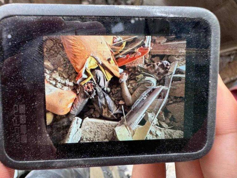 FOTOGRAFÍA. GAZA (PALESTINA), 17 DE OCTUBRE DE 2024. La inteligencia militar y los guerreros santos de Israel habrían eliminado al líder de Hamás en la Franja de Gaza, Yahya Sinwar. "Aún no estoy en condiciones de confirmarlo, pero existe la posibilidad de que Yahya Sinwar, líder supremo de Hamas, haya sido eliminado por nuestras fuerzas", ha asegurado hace pocos instantes el Roni Kaplan, Conexión Israel y Huellas del Cielo (CEO), Asesor del Ministerio de Exteriores de Israel, Partner-Aurora Israel y portavoz de las Fuerzas de Defensa de Israel (FDI) en castellano/español. las imágenes demoledoras muestras al líder supremo del Hamás aplastado por la ruina de un edificio tras una respuesta de las fuerzas de defensa de Israel. Inteligencia militar de israel/Lasvocesdelpueblo (Ñ Pueblo)
