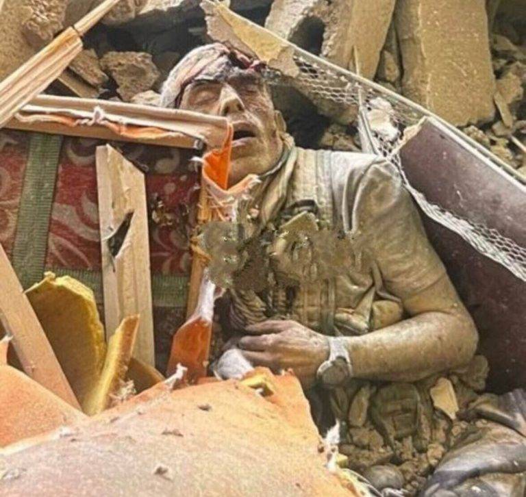 FOTOGRAFÍA. GAZA (PALESTINA), 17 DE OCTUBRE DE 2024. La inteligencia militar y los guerreros santos de Israel habrían eliminado al líder de Hamás en la Franja de Gaza, Yahya Sinwar. "Aún no estoy en condiciones de confirmarlo, pero existe la posibilidad de que Yahya Sinwar, líder supremo de Hamas, haya sido eliminado por nuestras fuerzas", ha asegurado hace pocos instantes el Roni Kaplan, Conexión Israel y Huellas del Cielo (CEO), Asesor del Ministerio de Exteriores de Israel, Partner-Aurora Israel y portavoz de las Fuerzas de Defensa de Israel (FDI) en castellano/español. las imágenes demoledoras muestras al líder supremo del Hamás aplastado por la ruina de un edificio tras una respuesta de las fuerzas de defensa de Israel. Inteligencia militar de israel/Lasvocesdelpueblo (Ñ Pueblo)